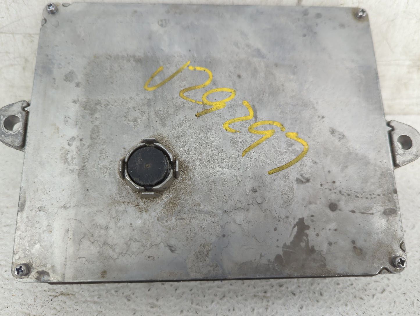 2017-2018 Acura Tlx PCM Engine Control Computer ECU ECM PCU OEM P/N:37820-5J2-C54 Fits Fits 2017 2018 OEM Used Auto Parts - 