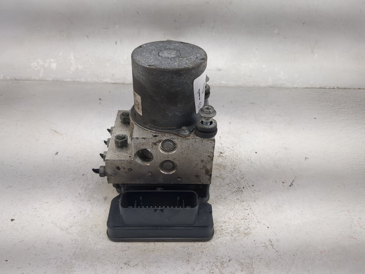 2018 Acura Tlx Anti-Lock Brake ABS Pump Module Actuator OEM P/N:ZJ71298640100090 Fits OEM Used Auto Parts - Oemusedautoparts