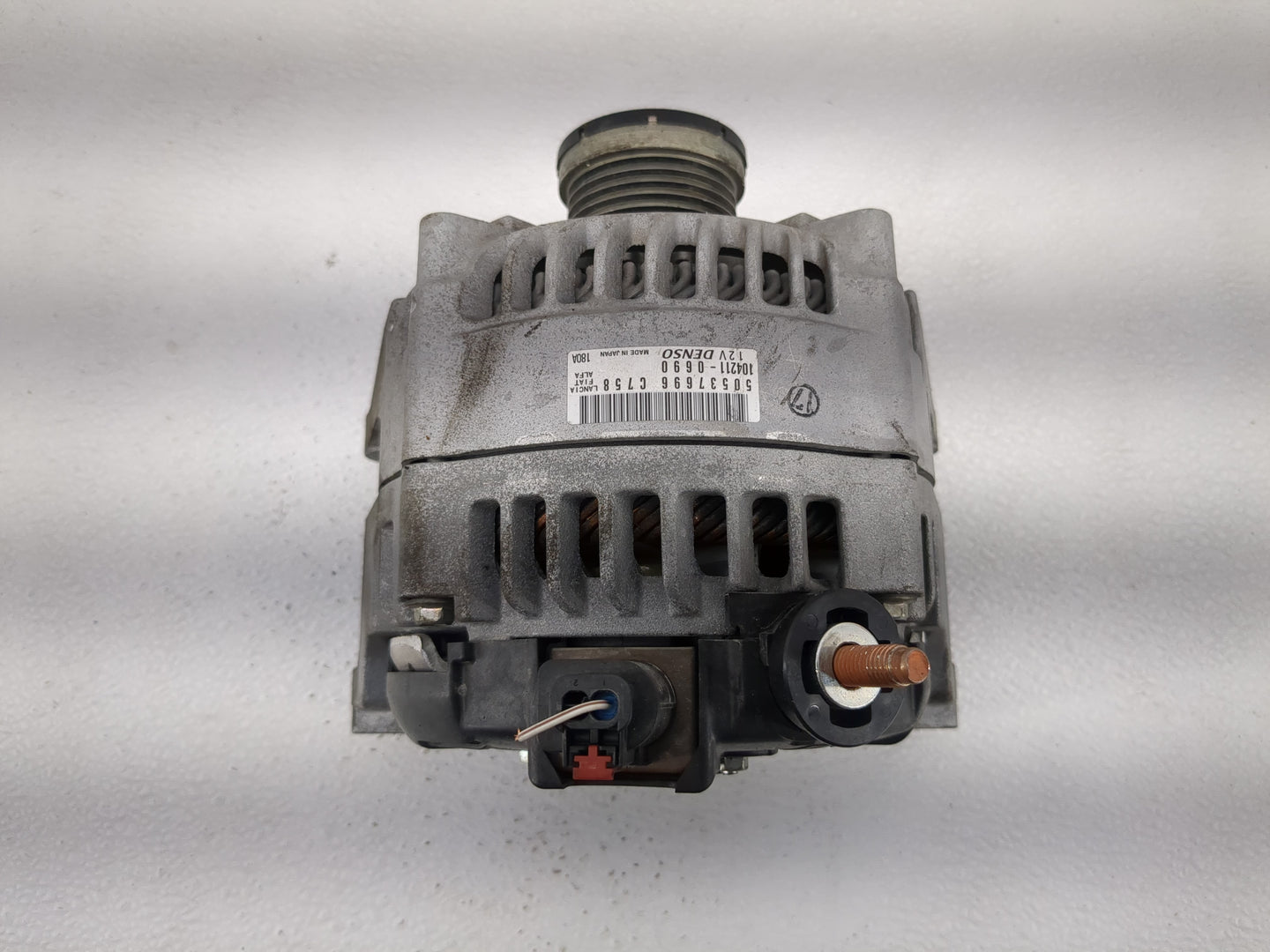 2017 Alfa Romeo Giulia Alternator Replacement Generator Charging Assembly Engine OEM P/N:50537696 C758 104211-0690 Fits OEM 