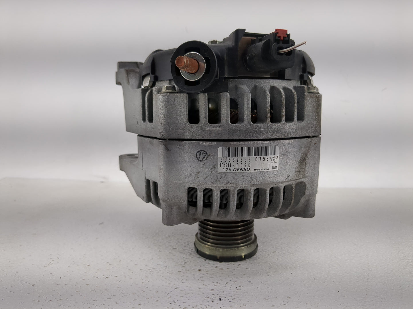 2017 Alfa Romeo Giulia Alternator Replacement Generator Charging Assembly Engine OEM P/N:50537696 C758 104211-0690 Fits OEM 