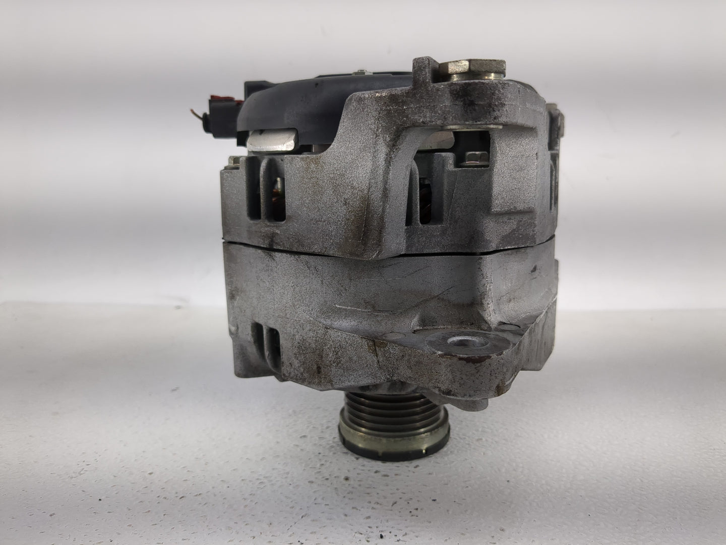 2017 Alfa Romeo Giulia Alternator Replacement Generator Charging Assembly Engine OEM P/N:50537696 C758 104211-0690 Fits OEM 