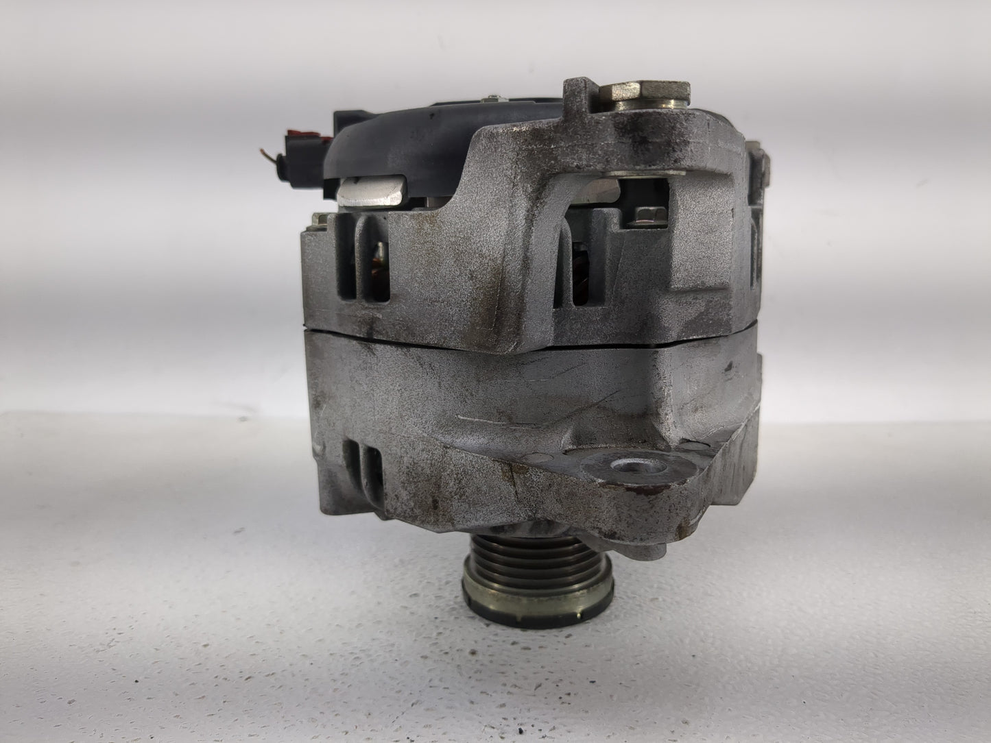 2017 Alfa Romeo Giulia Alternator Replacement Generator Charging Assembly Engine OEM P/N:50537696 C758 104211-0690 Fits OEM 