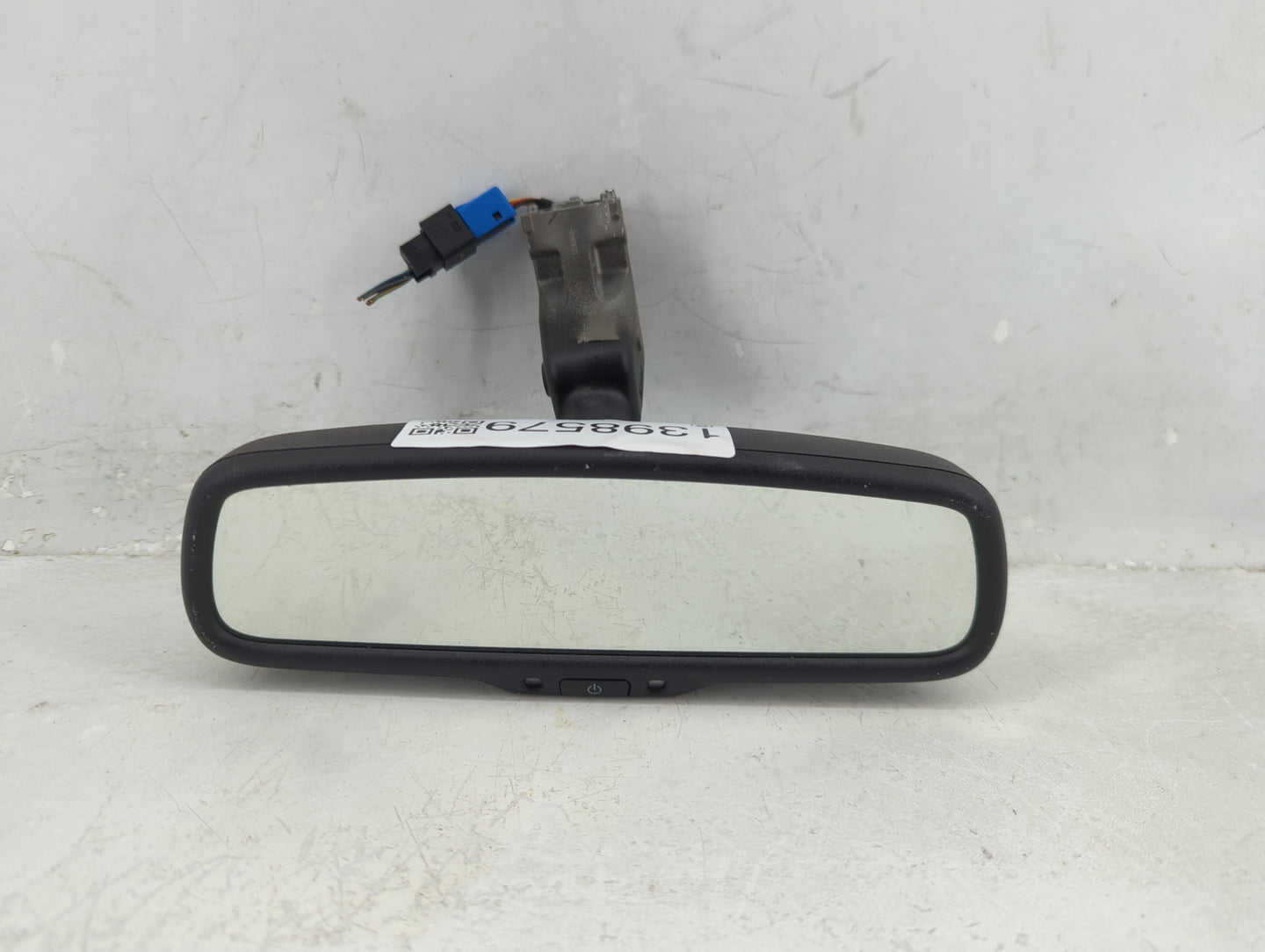 2017 Alfa Romeo Giulia Interior Rear View Mirror Replacement OEM Fits OEM Used Auto Parts - Oemusedautoparts1.com