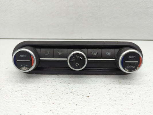 2018 Alfa Romeo Giulia Climate Control Module Temperature AC/Heater Replacement P/N:01561303470 Fits OEM Used Auto Parts - O
