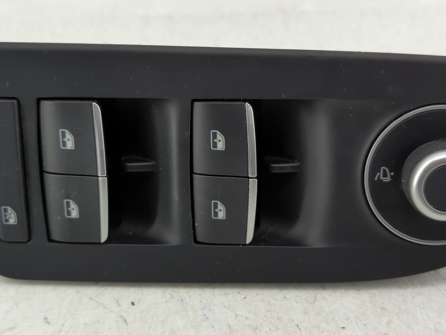 2017 Alfa Romeo Giulia Master Power Window Switch Replacement Driver Side Left P/N:01561291690 Fits OEM Used Auto Parts - Oe