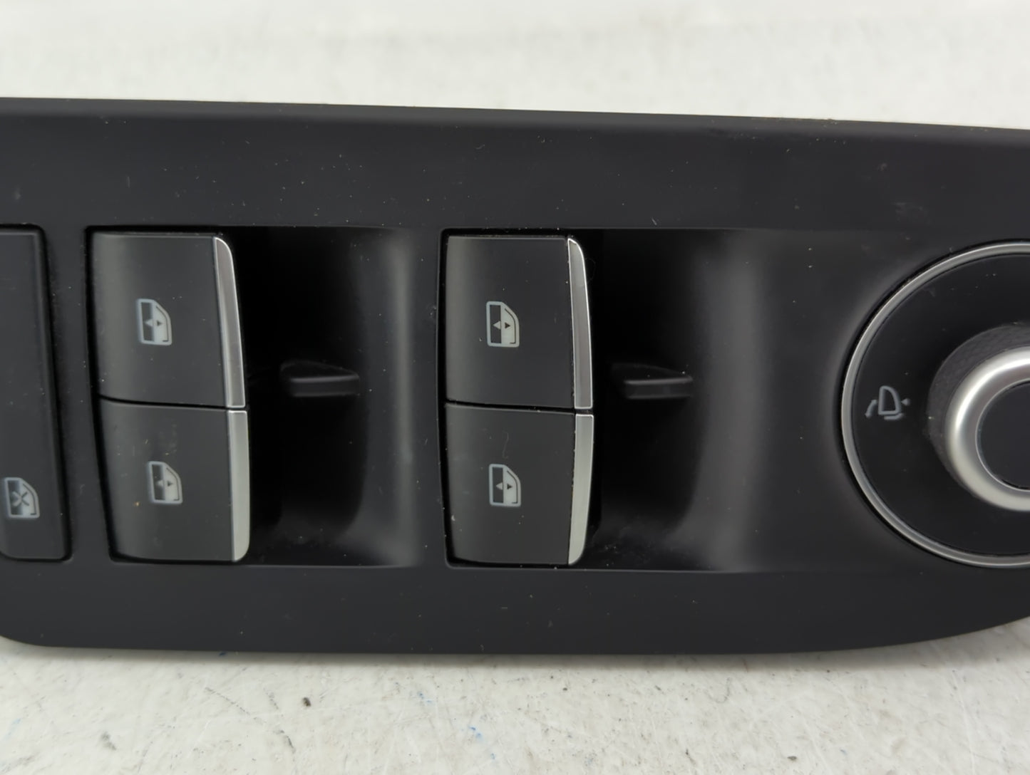 2017 Alfa Romeo Giulia Master Power Window Switch Replacement Driver Side Left P/N:01561291690 Fits OEM Used Auto Parts - Oe