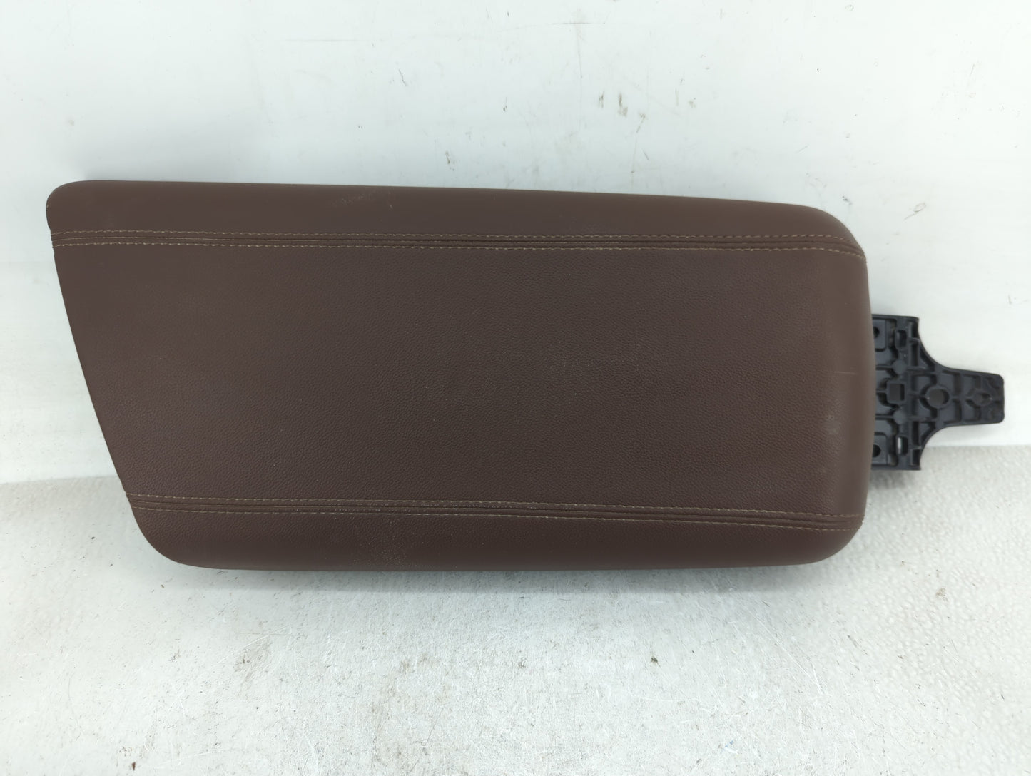 2018 Alfa Romeo Stelvio Center Console Armrest Cover Lid Fits OEM Used Auto Parts - Oemusedautoparts1.com
