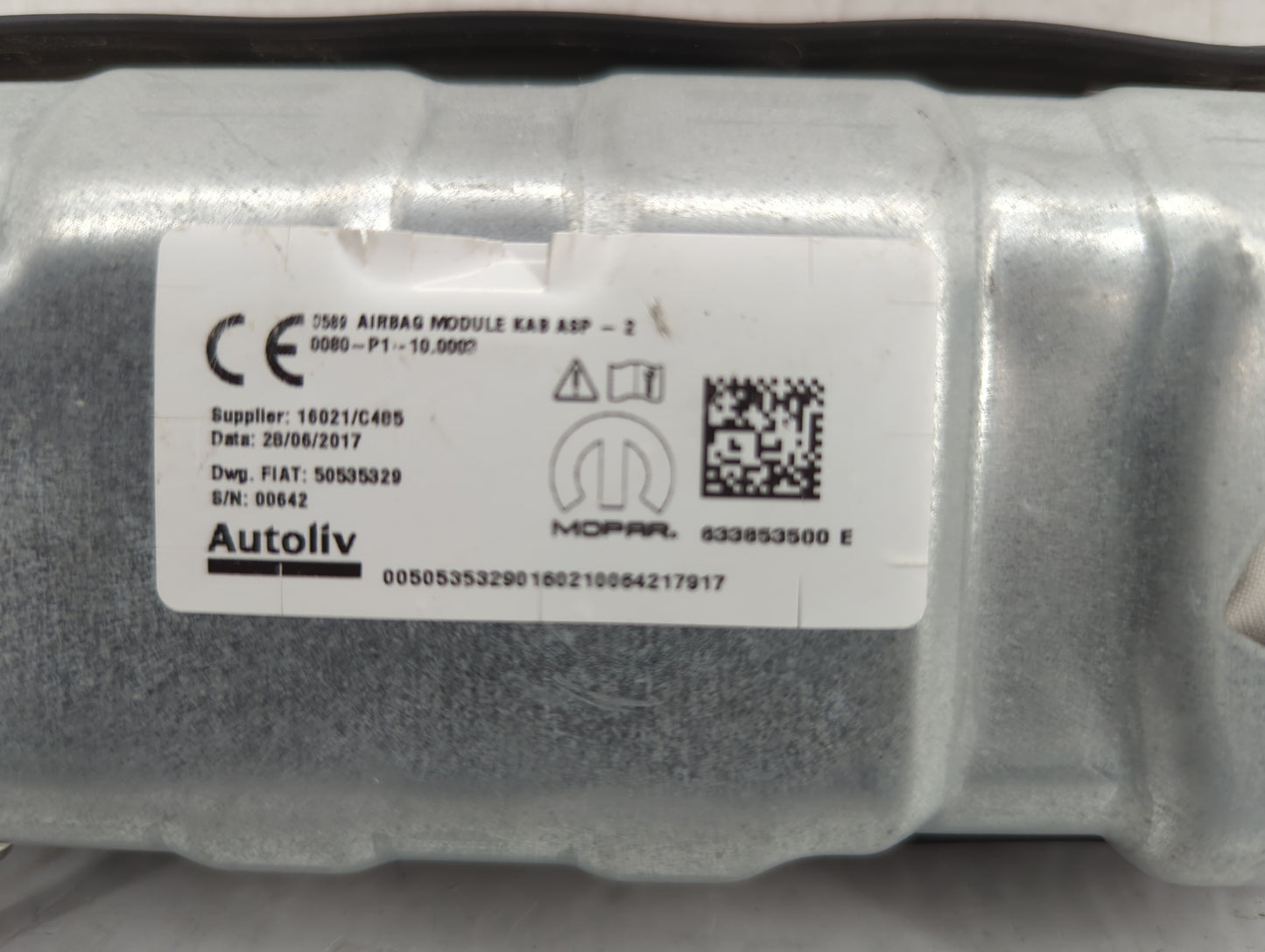 2018 Alfa Romeo Stelvio Air Bag Passenger Right Knee OEM P/N:50535329 Fits OEM Used Auto Parts - Oemusedautoparts1.com