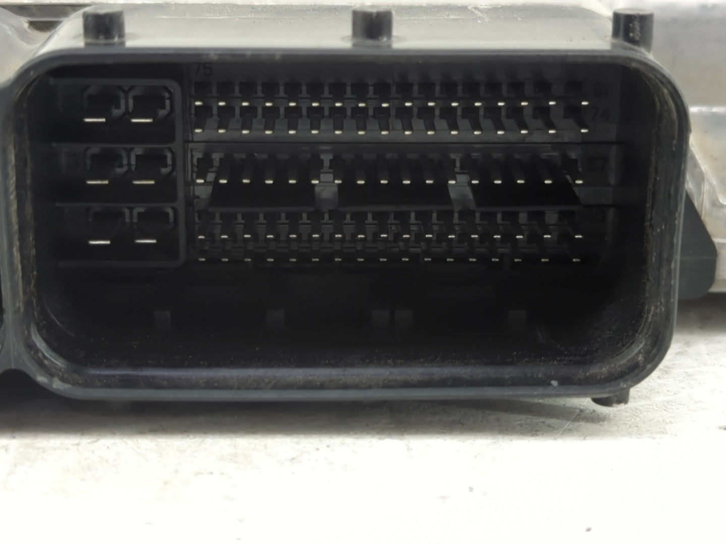 2018 Alfa Romeo Stelvio PCM Engine Control Computer ECU ECM PCU OEM P/N:50559852 50544870 Fits Fits 2017 OEM Used Auto Parts