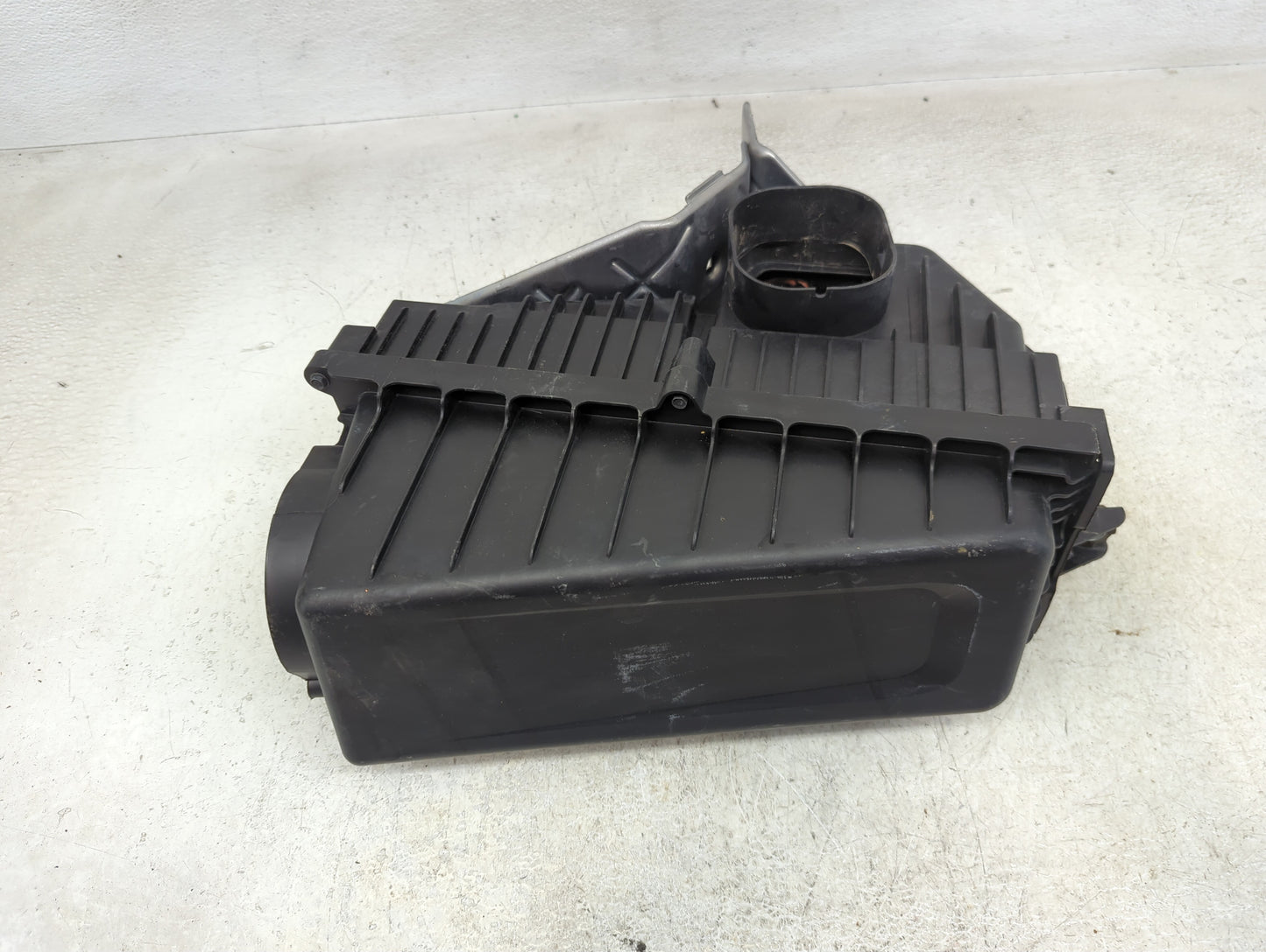 2018 Alfa Romeo Stelvio Air Cleaner Intake-duct Hose Tube - Oemusedautoparts1.com