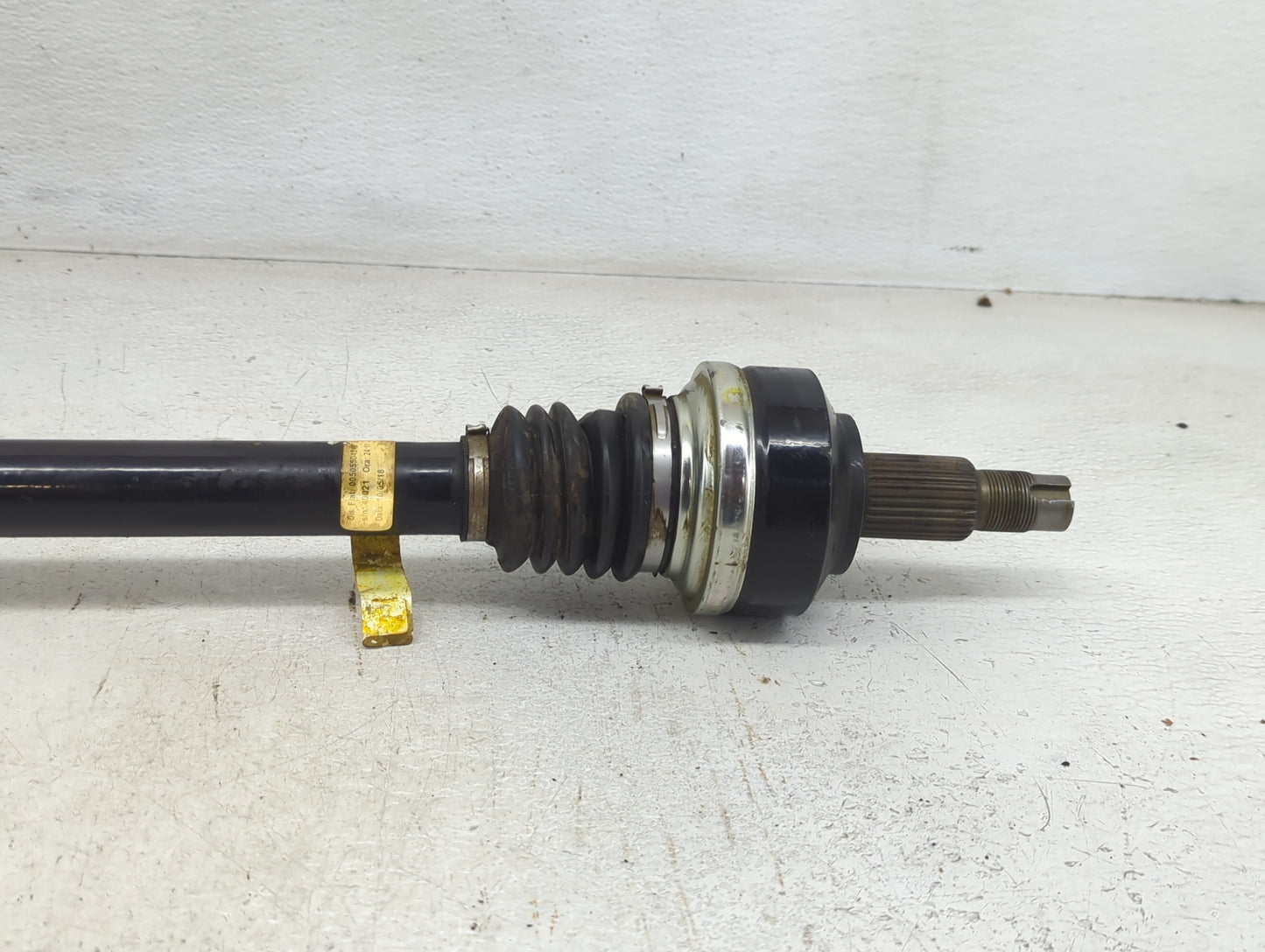 2018 Alfa Romeo Stelvio Axle Shaft Rear Driver Cv C/v - Oemusedautoparts1.com