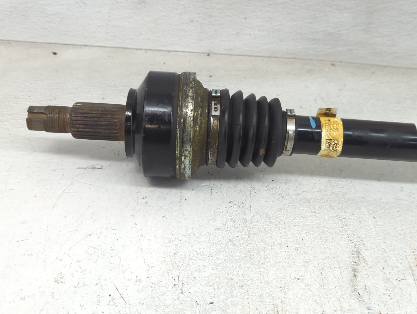 2018 Alfa Romeo Stelvio Axle Shaft Rear Passenger Cv C/v - Oemusedautoparts1.com