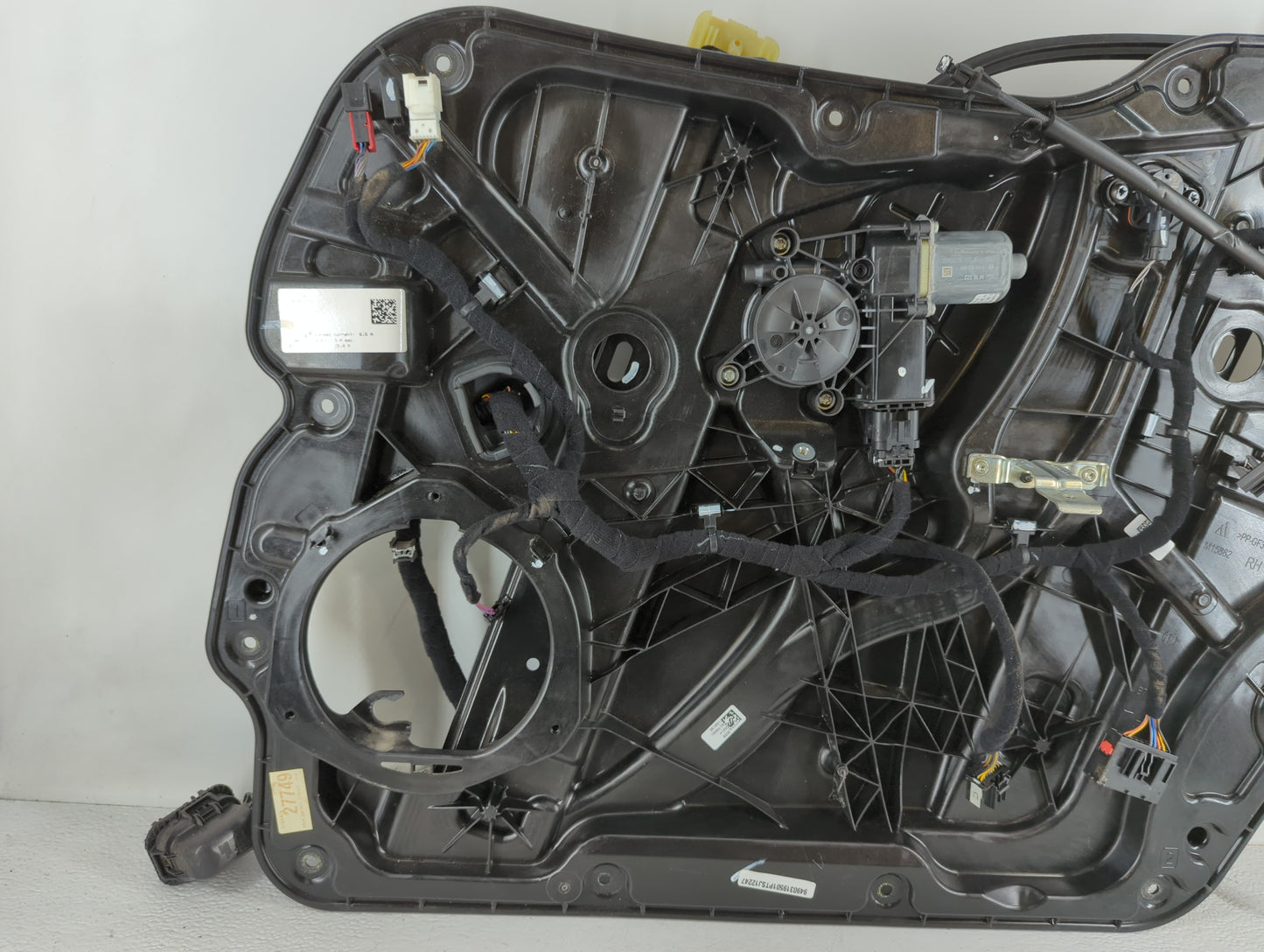 2018 Alfa Romeo Stelvio Window Regulator Passenger Front - Oemusedautoparts1.com