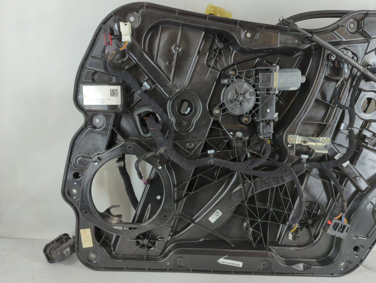 2018 Alfa Romeo Stelvio Used Window Regulator Passenger Front - Oemusedautoparts1.com