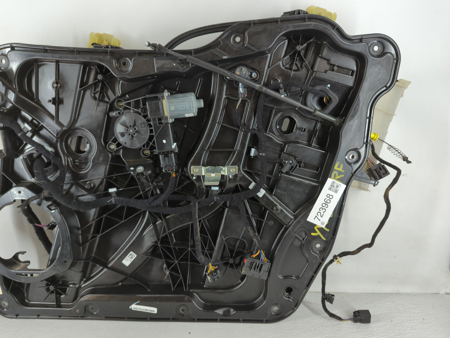 2018 Alfa Romeo Stelvio Window Regulator Passenger Front - Oemusedautoparts1.com
