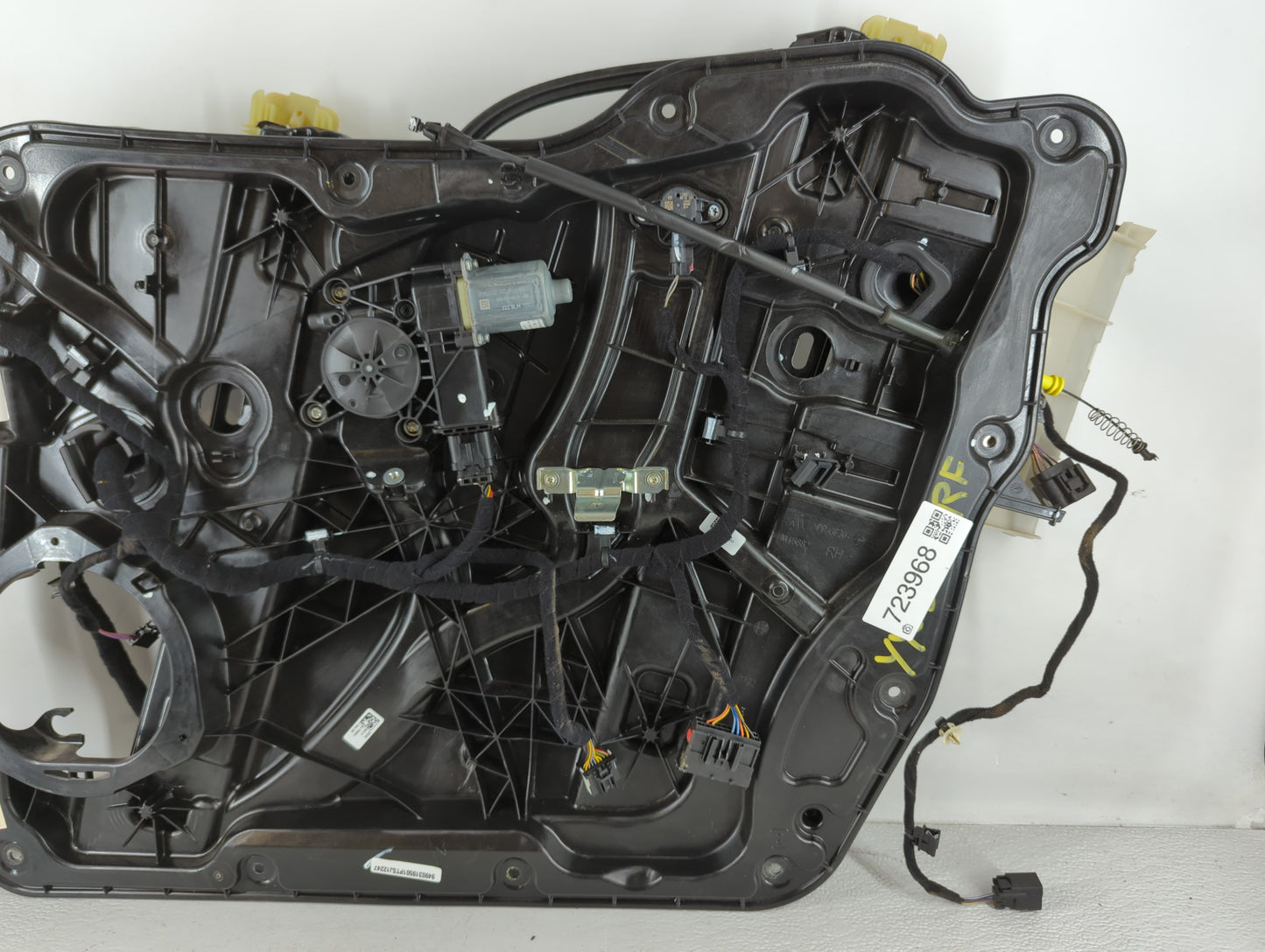 2018 Alfa Romeo Stelvio Window Regulator Passenger Front - Oemusedautoparts1.com