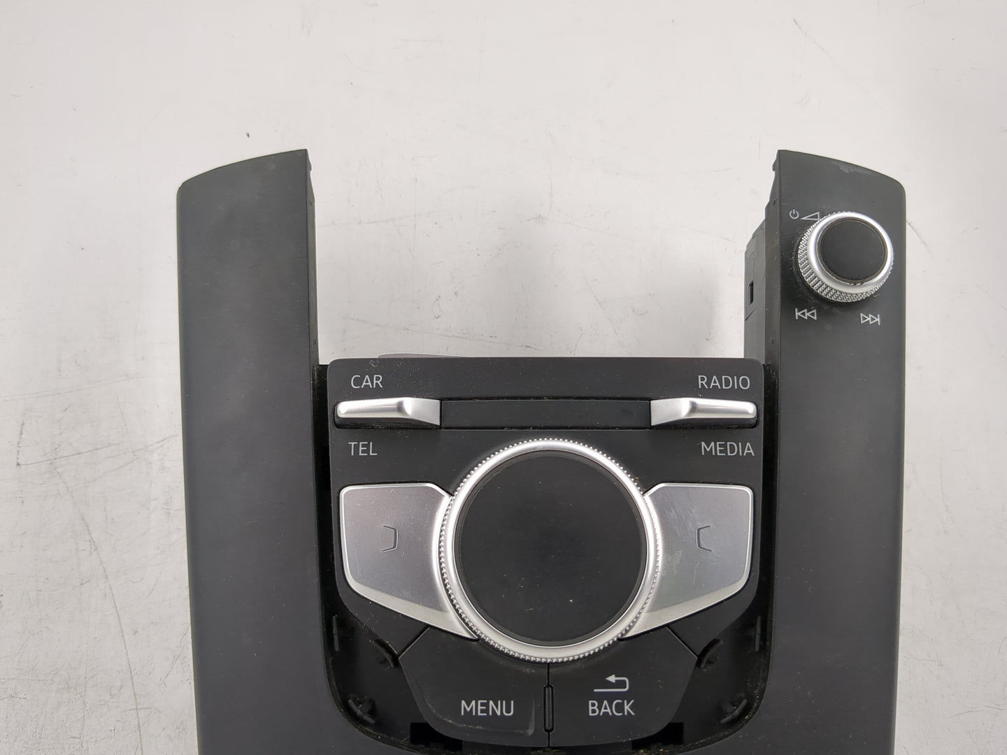 2015-2018 Audi A3 Radio Control Panel - Oemusedautoparts1.com