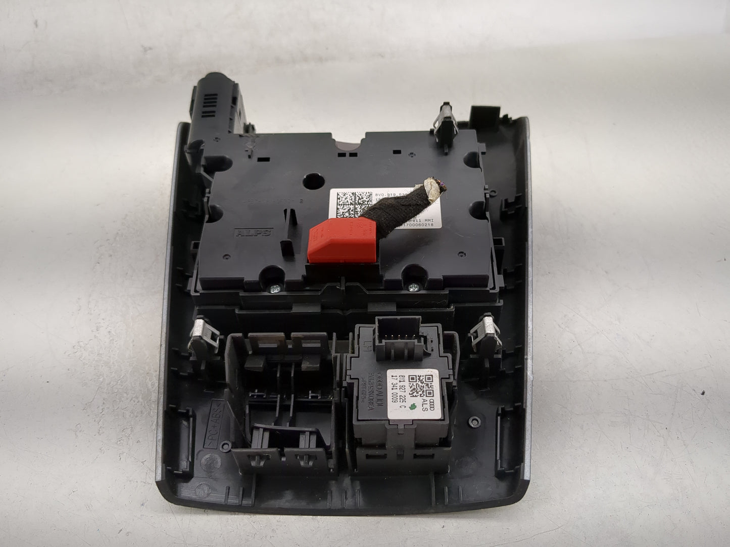 2015-2018 Audi A3 Radio Control Panel - Oemusedautoparts1.com