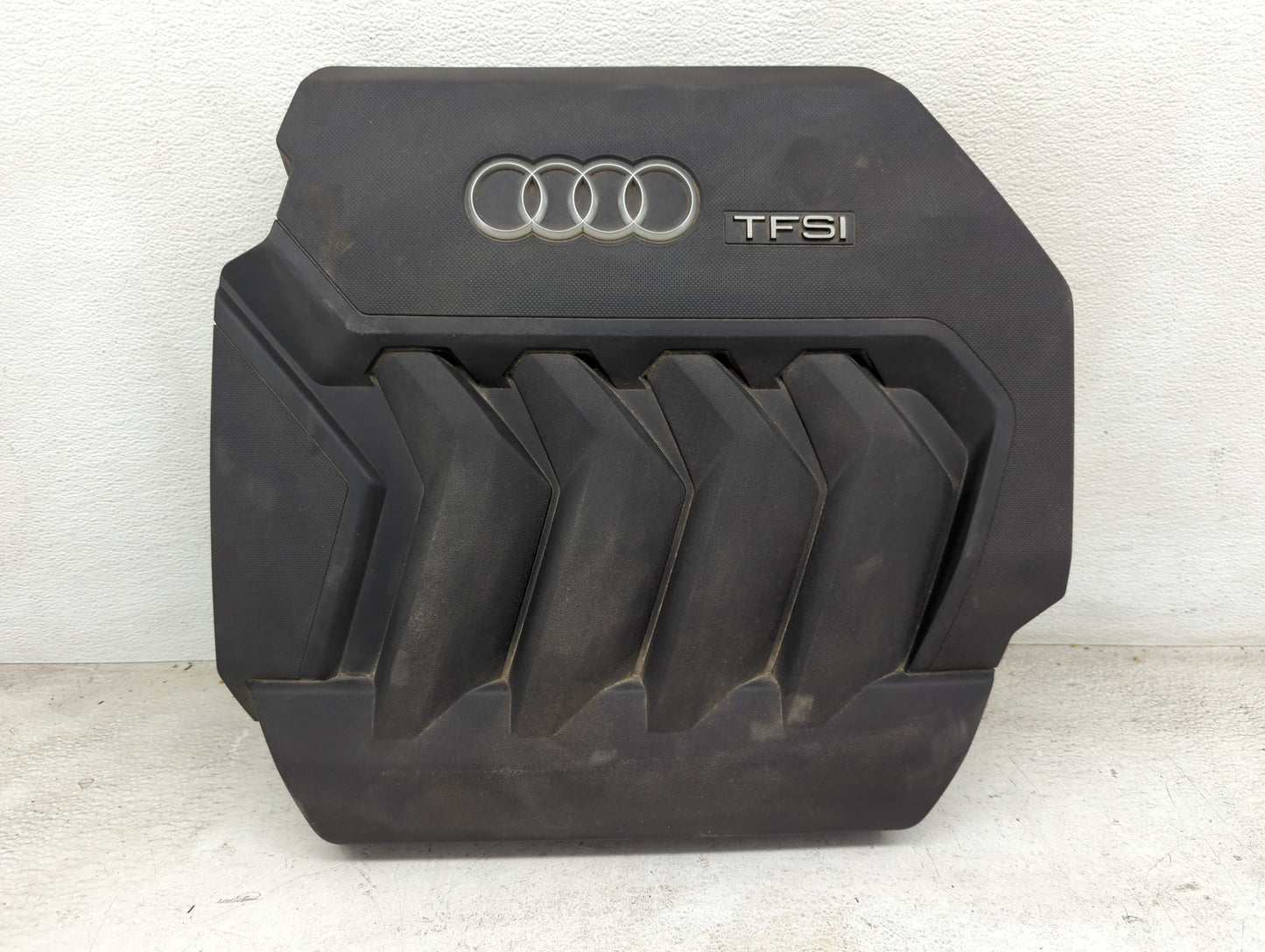 2018 Audi A3 Engine Cover - Oemusedautoparts1.com