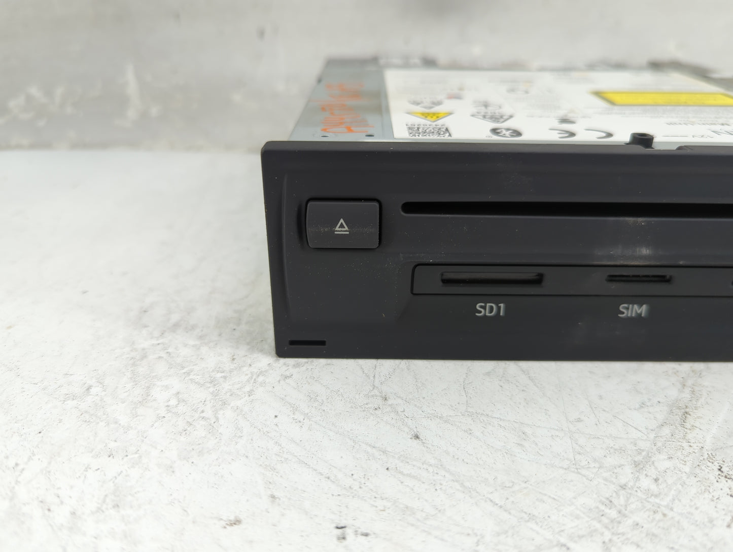 2015-2018 Audi A3 Radio AM FM Cd Player Receiver Replacement P/N:8V1035880E 8V1 035 880 E Fits Fits 2015 2016 2017 2018 OEM 