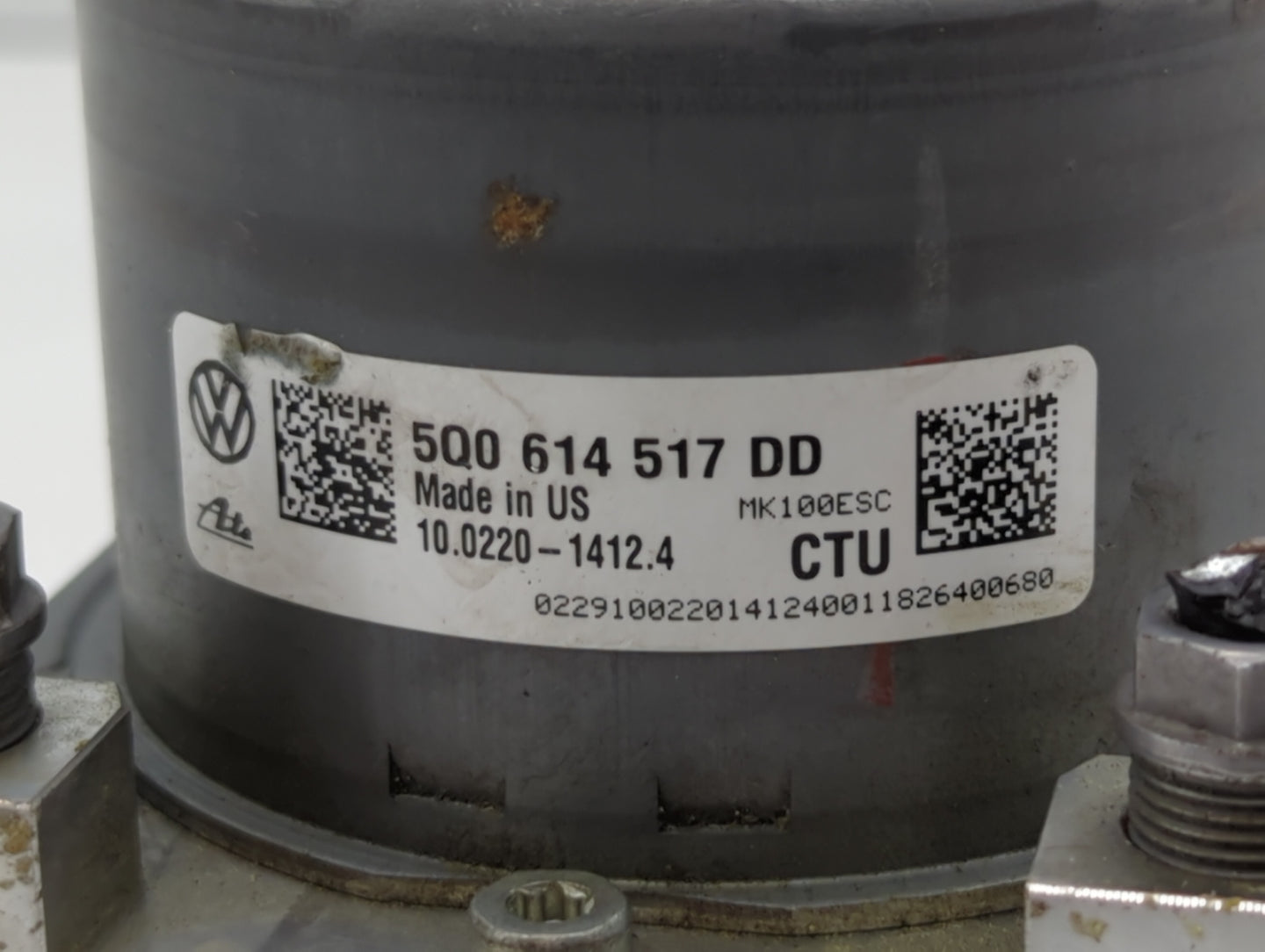 2017-2018 Audi A3 ABS Pump Control Module Replacement P/N:5Q0 614 517 DD 5Q0 614 517 CG, 5Q0614517AR Fits Fits 2017 2018 OEM