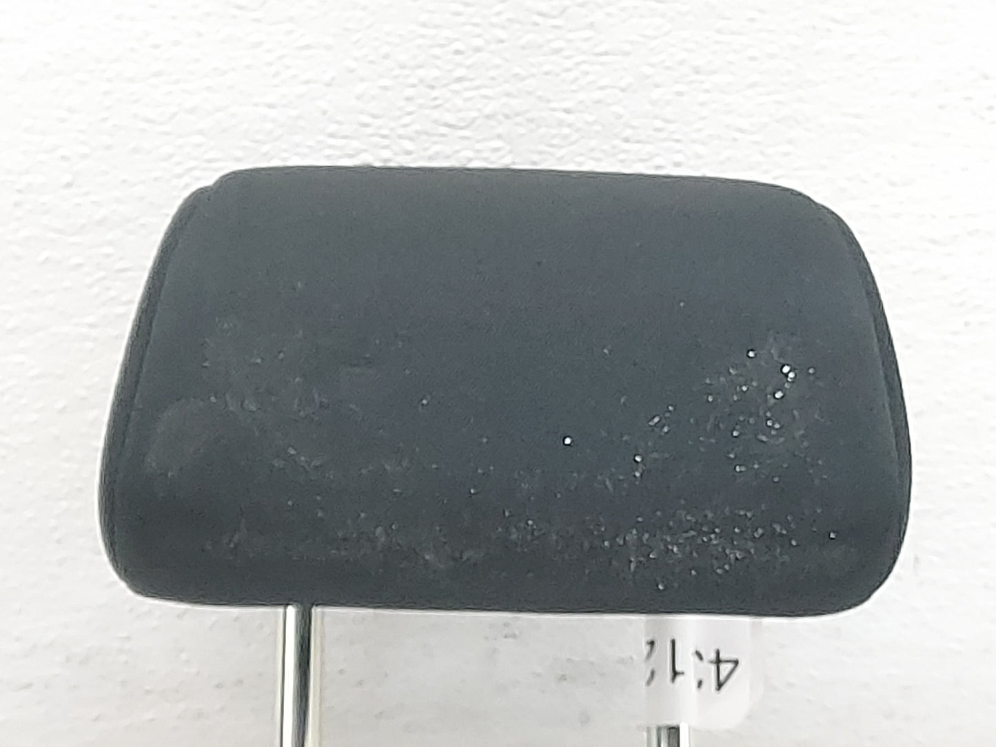 2015-2018 Audi A3 Headrest Head Rest Rear Seat Fits Fits 2015 2016 2017 2018 OEM Used Auto Parts - Oemusedautoparts1.com