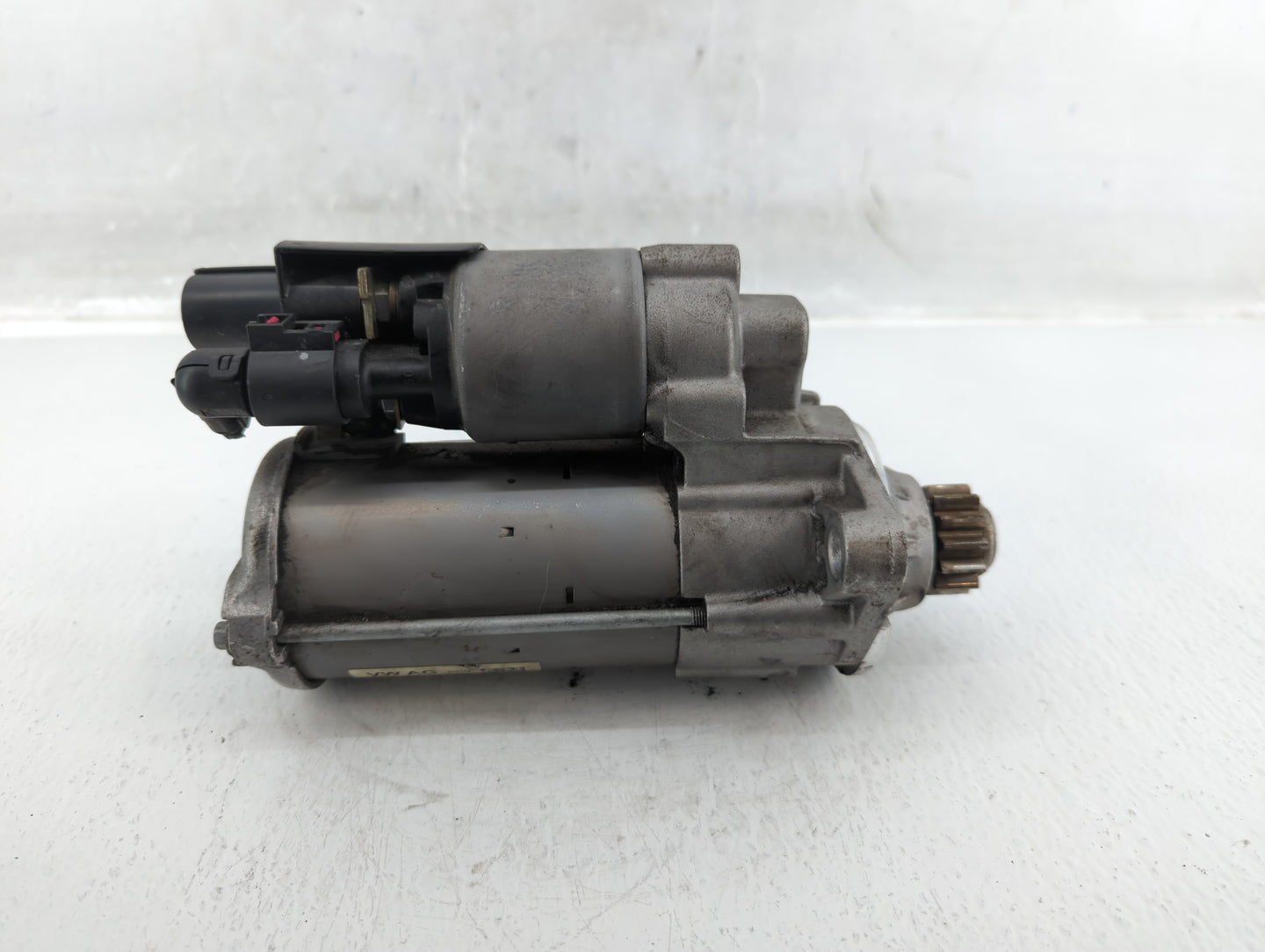 2017-2018 Audi A3 Car Starter Motor Solenoid OEM P/N:02E 911 024 M Fits Fits 2017 2018 2019 OEM Used Auto Parts - Oemusedaut