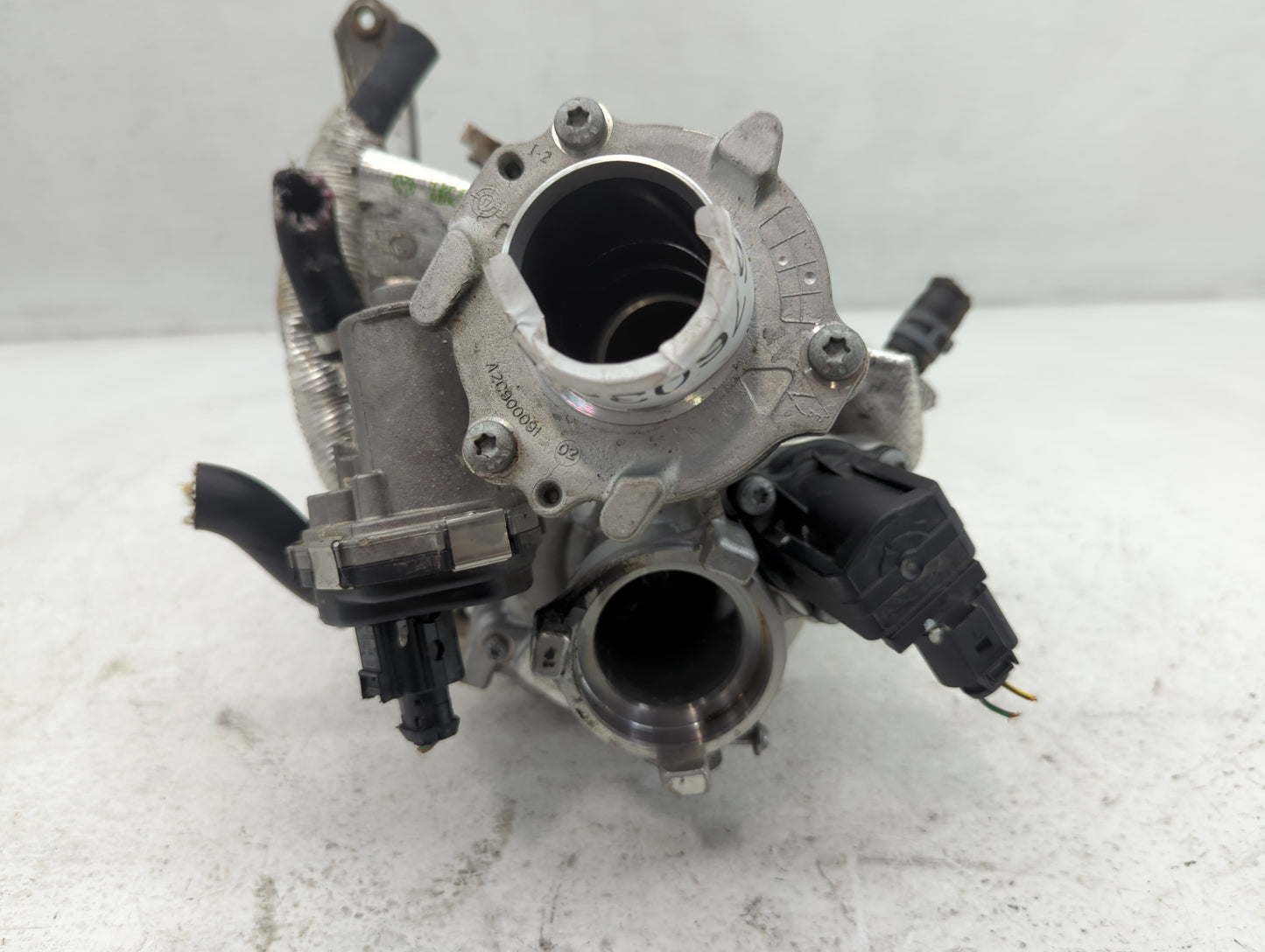 2017-2018 Audi A3 Air Intake Manifold P/N:06K 145 654 J Fits Fits 2017 2018 OEM Used Auto Parts - Oemusedautoparts1.com