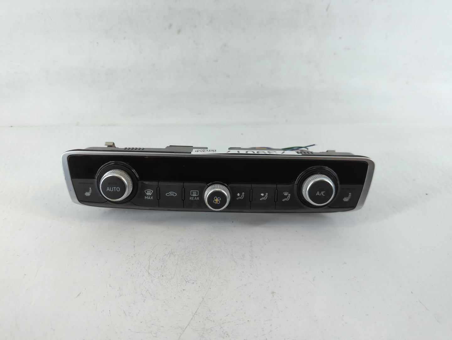 2018 Audi A3 Climate Control Module Temperature AC/Heater Replacement P/N:8V0 820 043 Q Fits OEM Used Auto Parts - Oemusedau