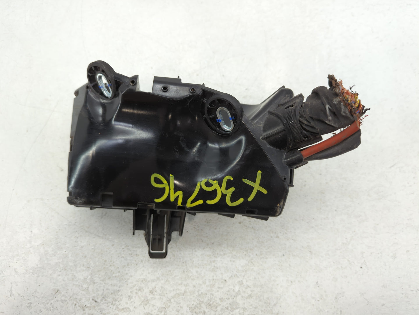 2015-2018 Audi A3 Fusebox Fuse Box Panel Relay Module P/N:6351-3541 5Q0 907 861 G Fits Fits 2015 2016 2017 2018 2019 2020 20