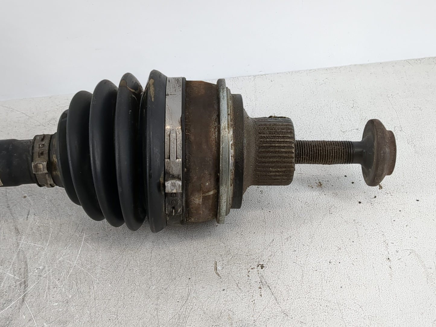 2017-2021 Audi A4 Axle Shaft Front Driver Cv C/v - Oemusedautoparts1.com