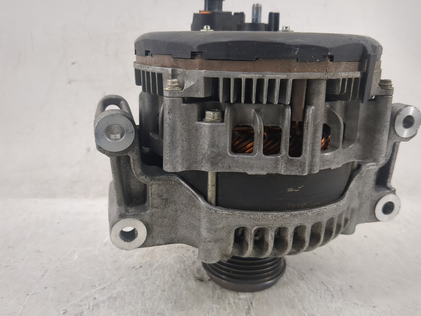 2017-2020 Audi A4 Alternator Replacement Generator Charging Assembly Engine OEM P/N:104211-8694 06L 903 024 J Fits OEM Used 