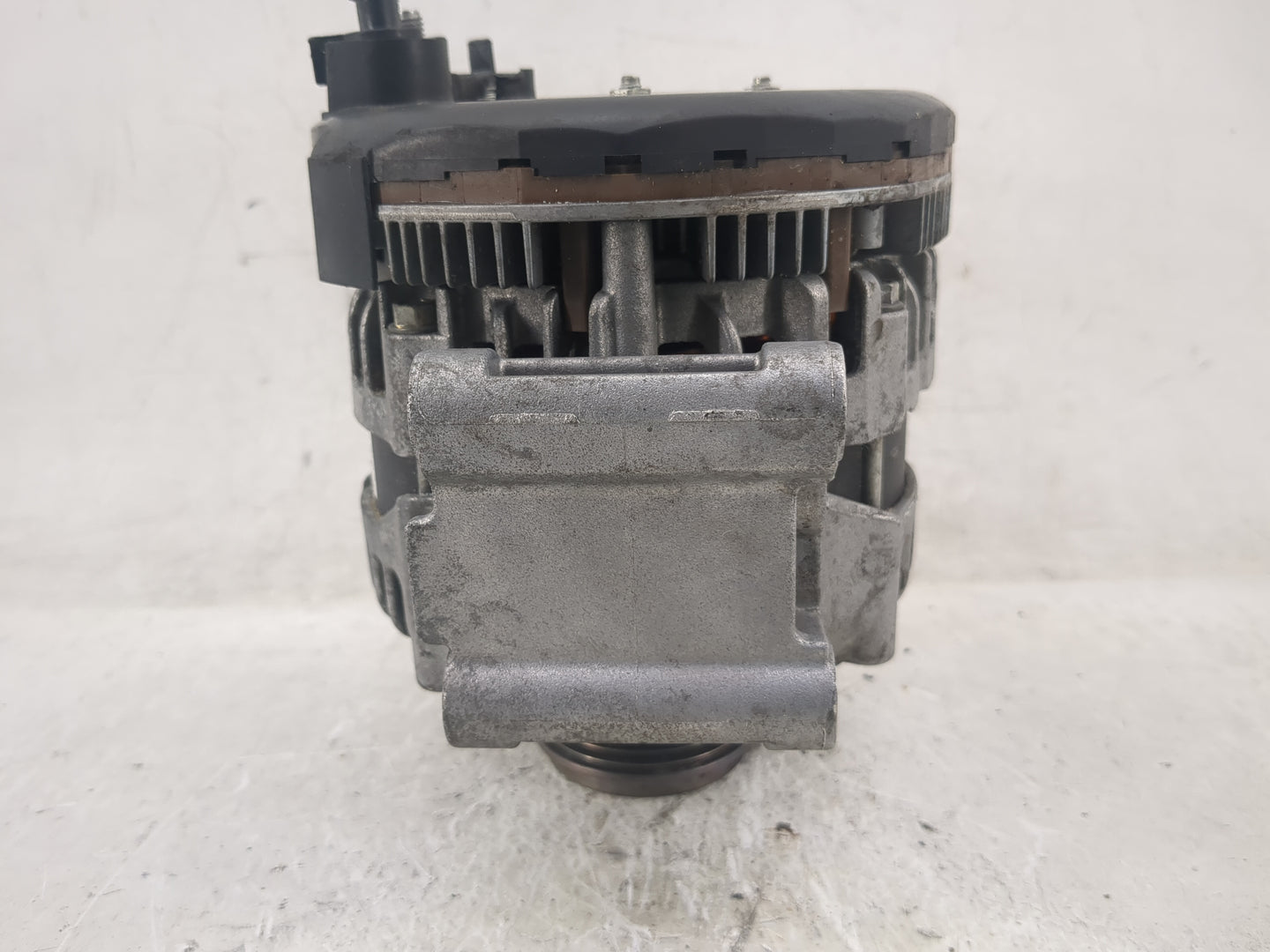 2017-2020 Audi A4 Alternator Replacement Generator Charging Assembly Engine OEM P/N:06L 903 024 H Fits Fits 2017 2018 2019 2