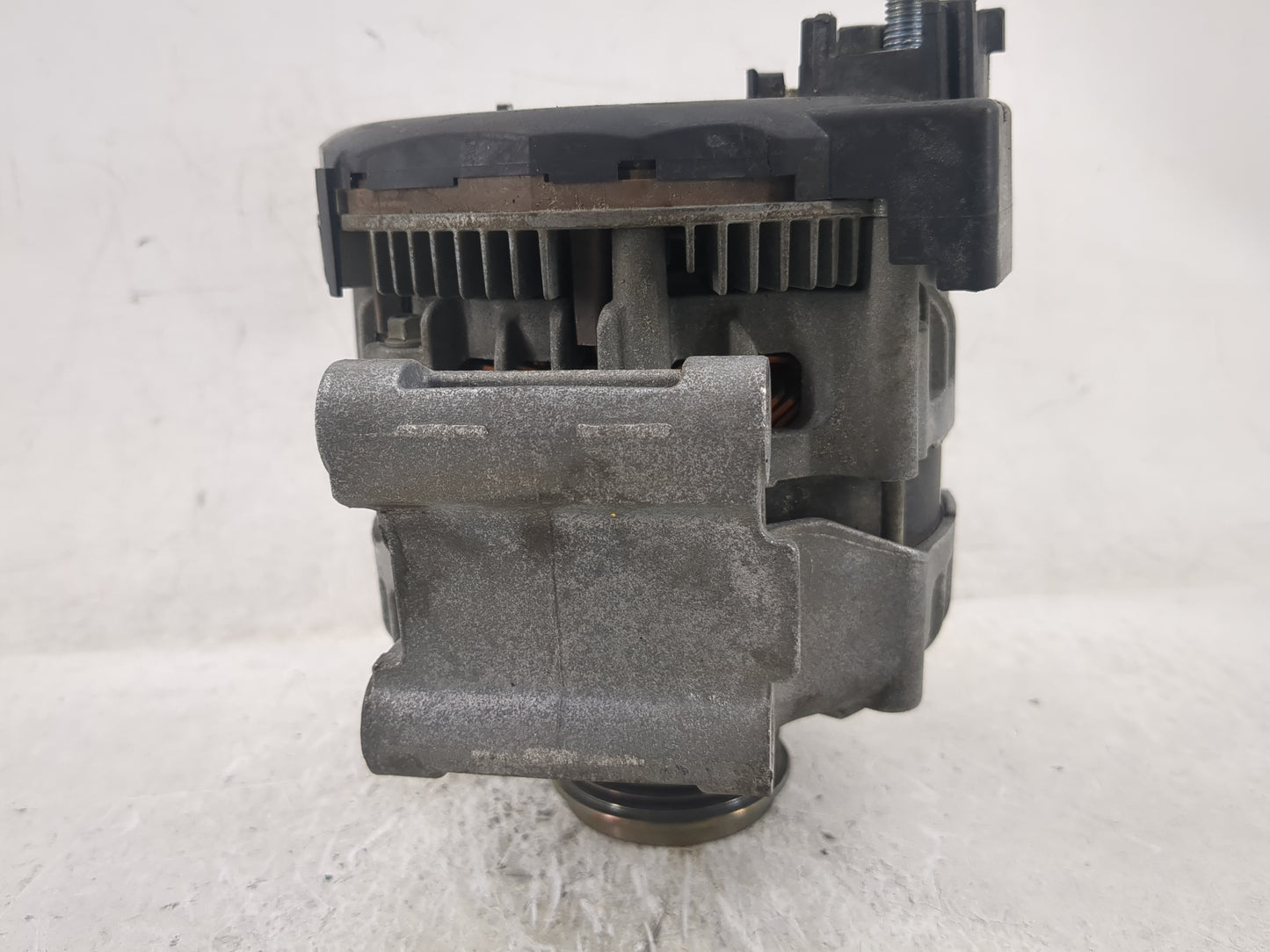 2017-2020 Audi A4 Alternator Replacement Generator Charging Assembly Engine OEM P/N:06L 903 024 C 104211-8691 Fits OEM Used 