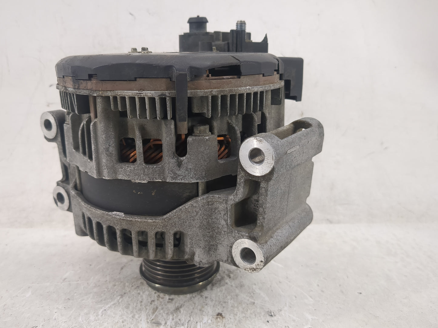 2017-2020 Audi A4 Alternator Replacement Generator Charging Assembly Engine OEM P/N:104211-8691 06L 903 024 H Fits OEM Used 
