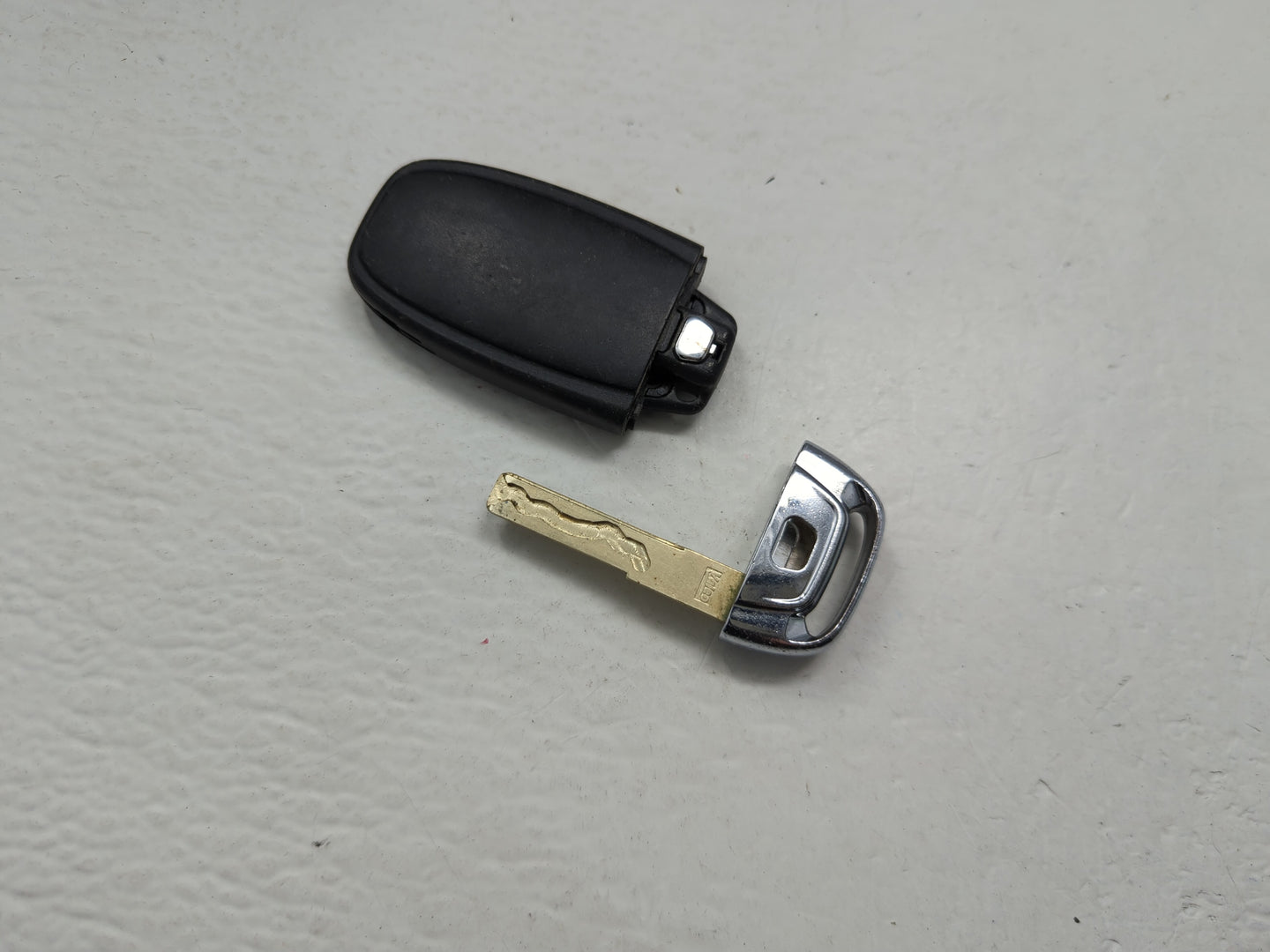 Audi A4 Keyless Entry Remote Fob IYZFBSB802 8T0.959.754 C | 8T0959754C 4 buttons - Oemusedautoparts1.com