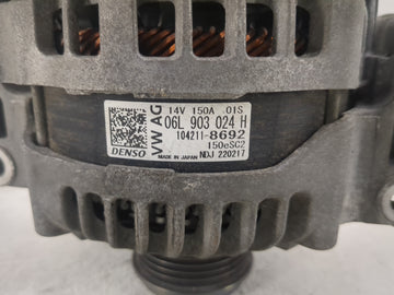 2017-2020 Audi A4 Alternator Replacement Generator Charging Assembly Engine OEM P/N:06L 903 024 H Fits Fits 2017 2018 2019 2020 OEM Used Auto Parts