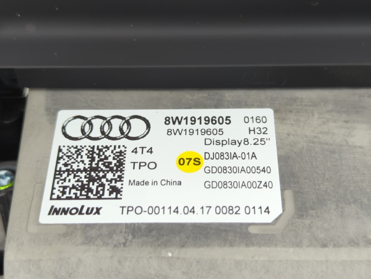 2018 Audi A4 Radio AM FM Cd Player Receiver Replacement P/N:8W1919605 Fits OEM Used Auto Parts - Oemusedautoparts1.com