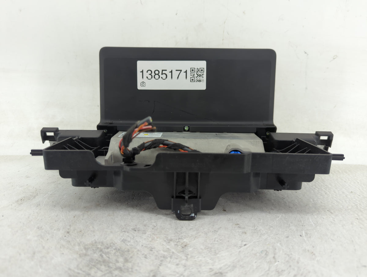 2018 Audi A4 Radio AM FM Cd Player Receiver Replacement P/N:8W1919605 Fits OEM Used Auto Parts - Oemusedautoparts1.com
