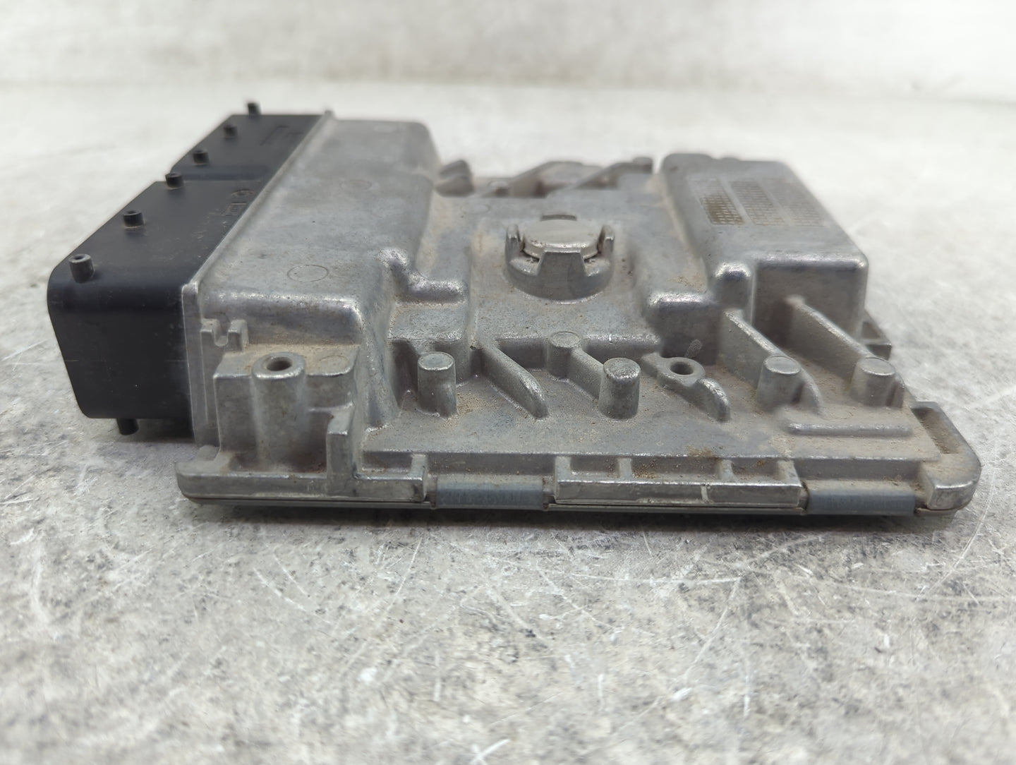2018-2019 Audi A4 PCM Engine Control Computer ECU ECM PCU OEM P/N:06L907425C A2C10608800 Fits Fits 2018 2019 OEM Used Auto P