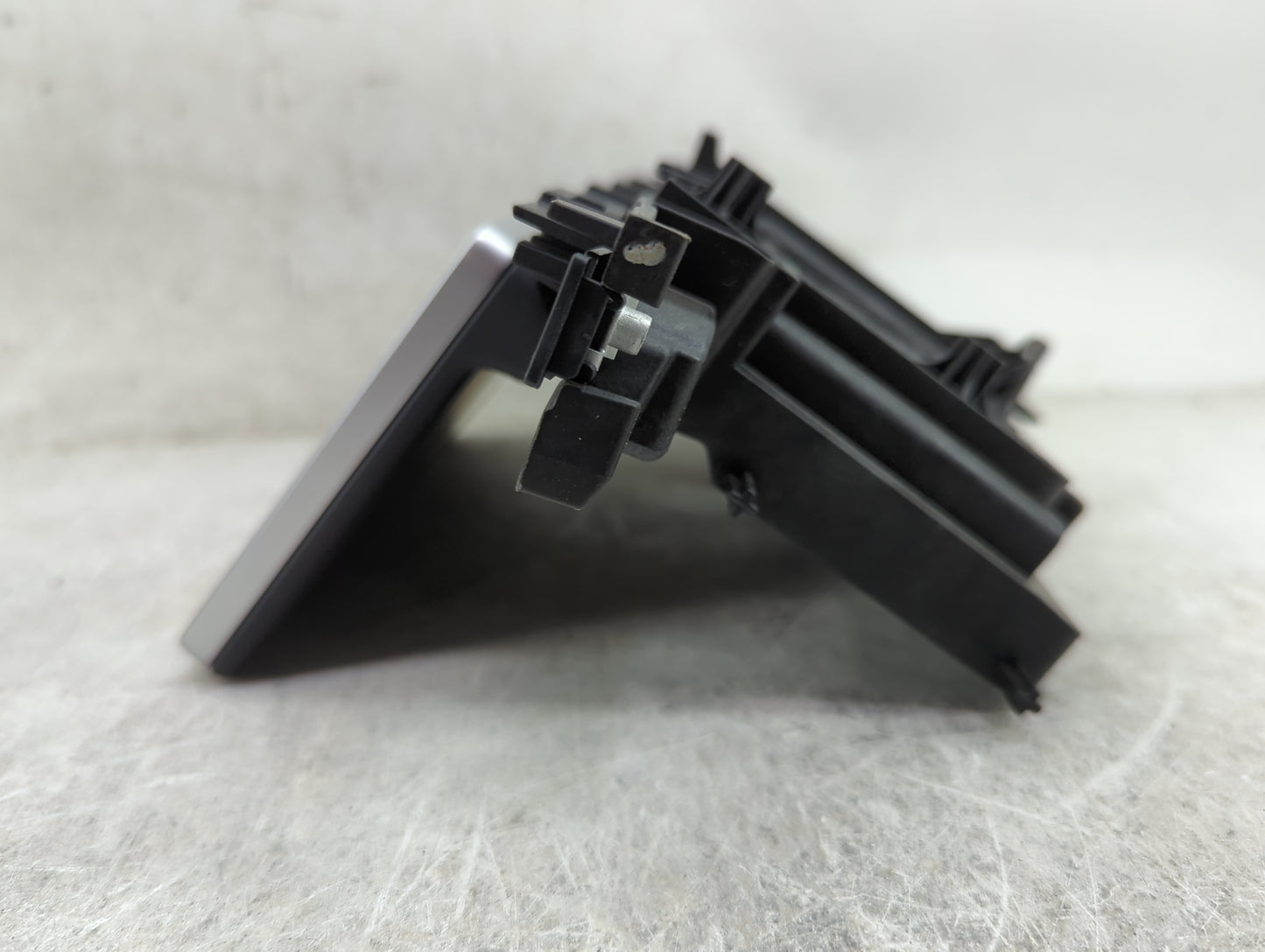 2017-2019 Audi A4 Information Display Screen - Oemusedautoparts1.com