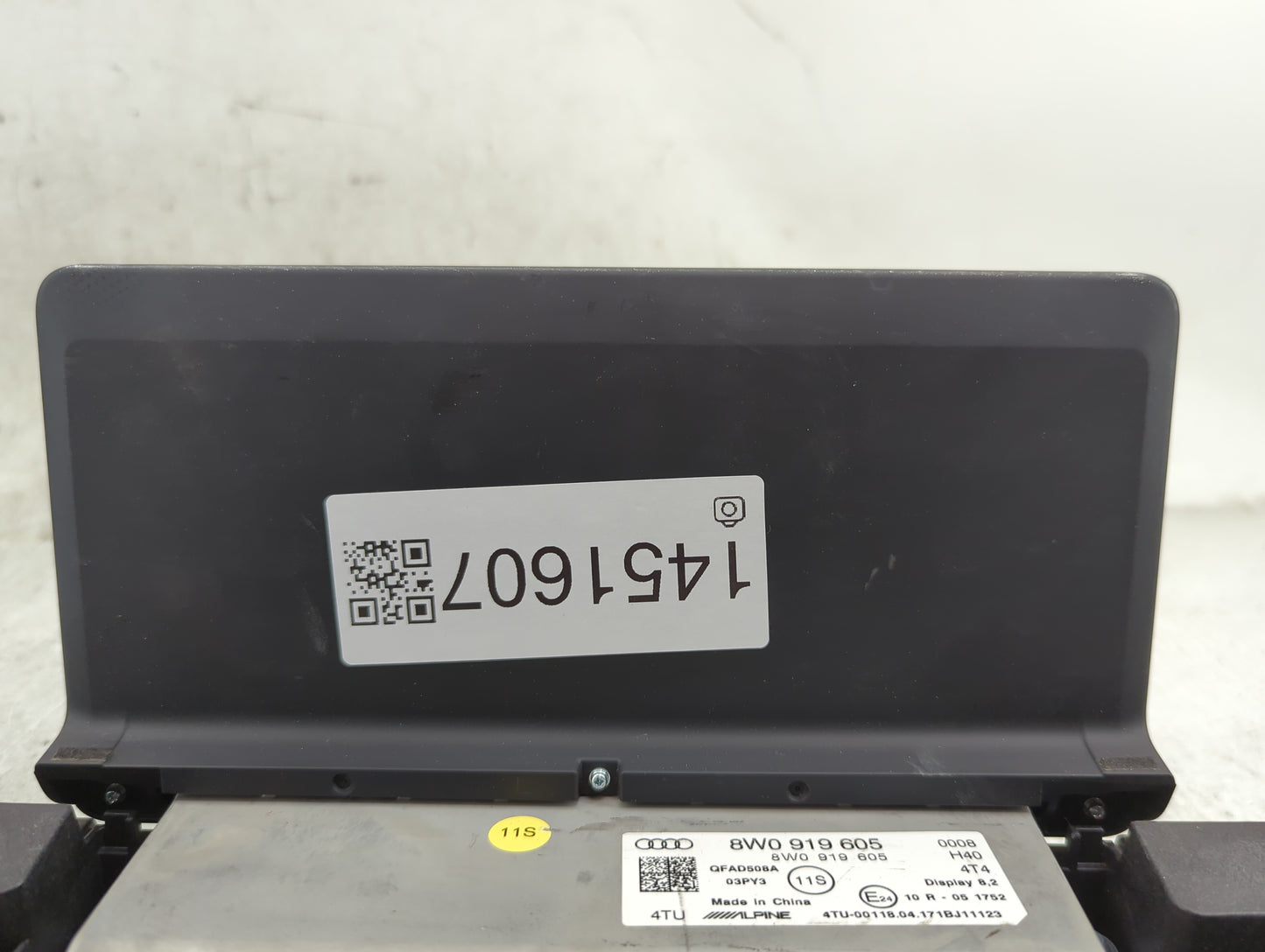 2017-2019 Audi A4 Information Display Screen - Oemusedautoparts1.com