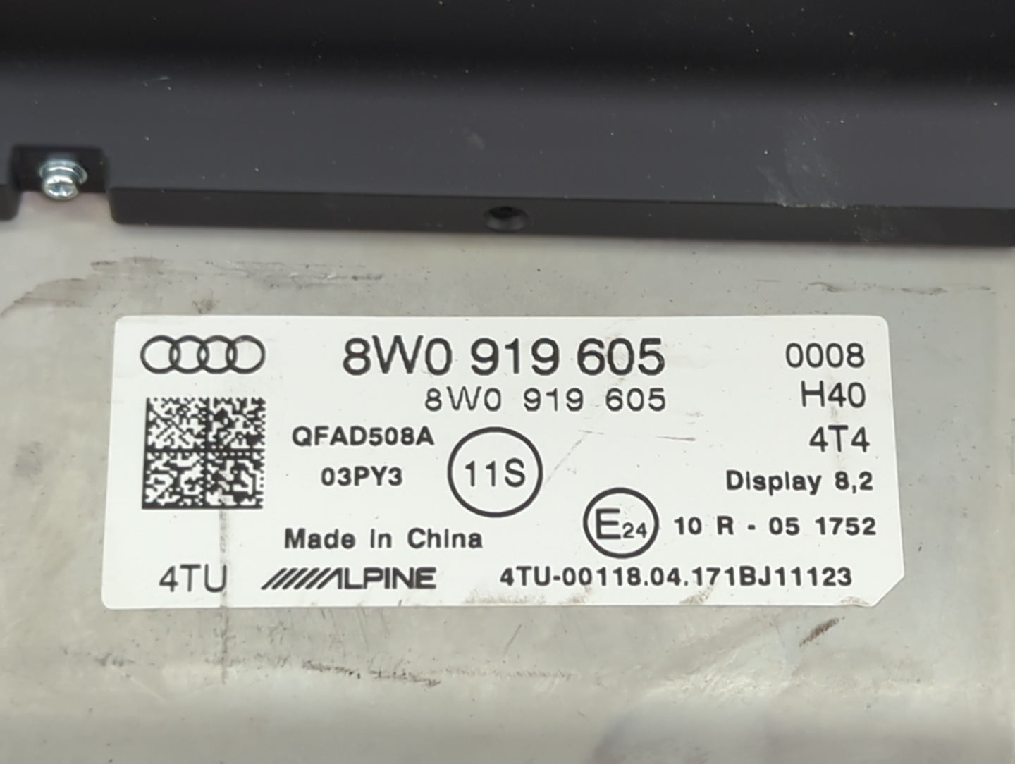 2017-2019 Audi A4 Information Display Screen - Oemusedautoparts1.com