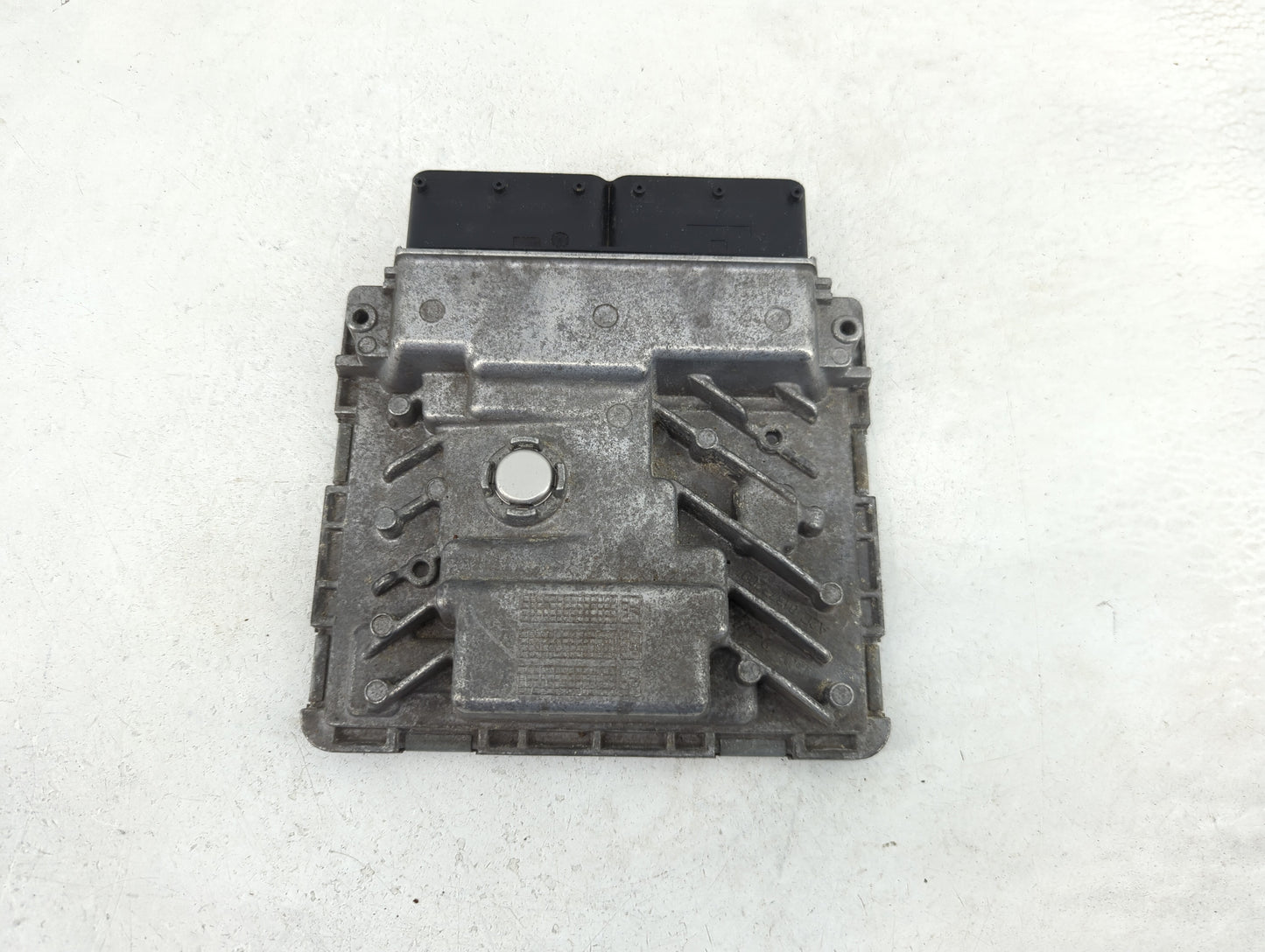 2018-2019 Audi A4 PCM Engine Control Computer ECU ECM PCU OEM P/N:06L 907 425 C 8W0 9Q6 259 J Fits Fits 2018 2019 OEM Used A