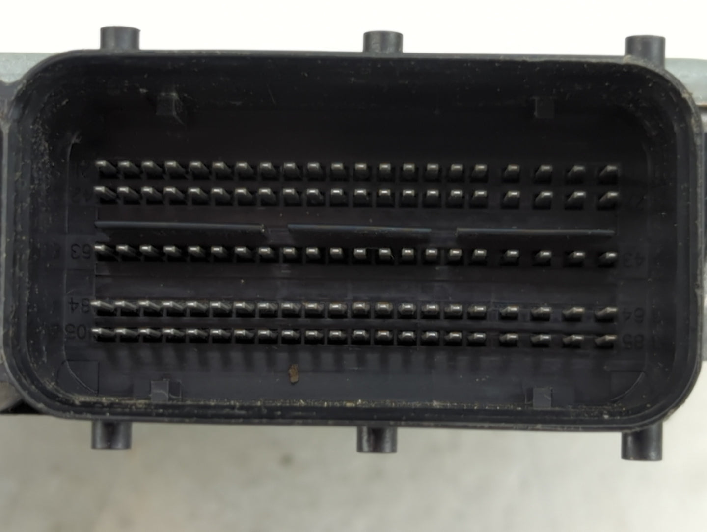 2018-2019 Audi A4 PCM Engine Control Computer ECU ECM PCU OEM P/N:06L 907 425 C 8W0 9Q6 259 J Fits Fits 2018 2019 OEM Used A