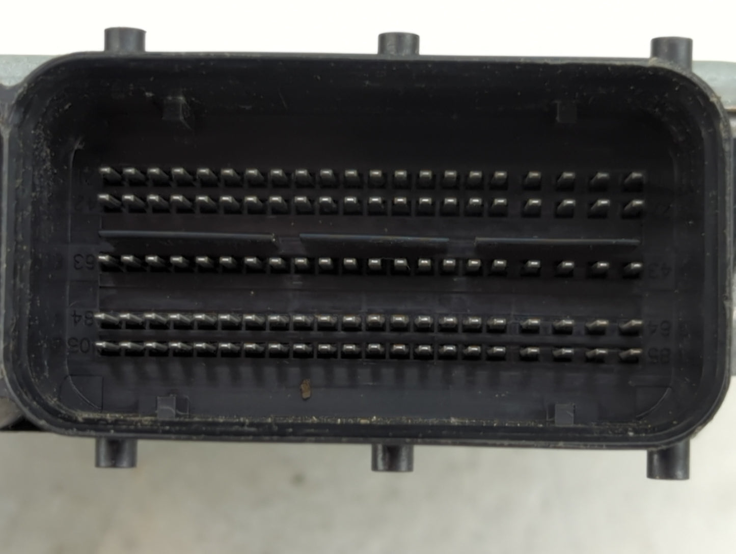 2018-2019 Audi A4 PCM Engine Control Computer ECU ECM PCU OEM P/N:06L 907 425 C 8W0 9Q6 259 J Fits Fits 2018 2019 OEM Used A
