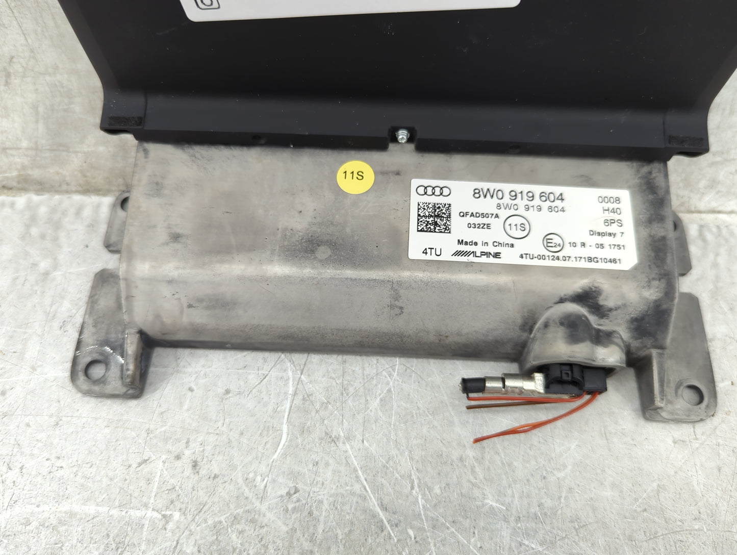 2017-2019 Audi A4 Information Display Screen - Oemusedautoparts1.com