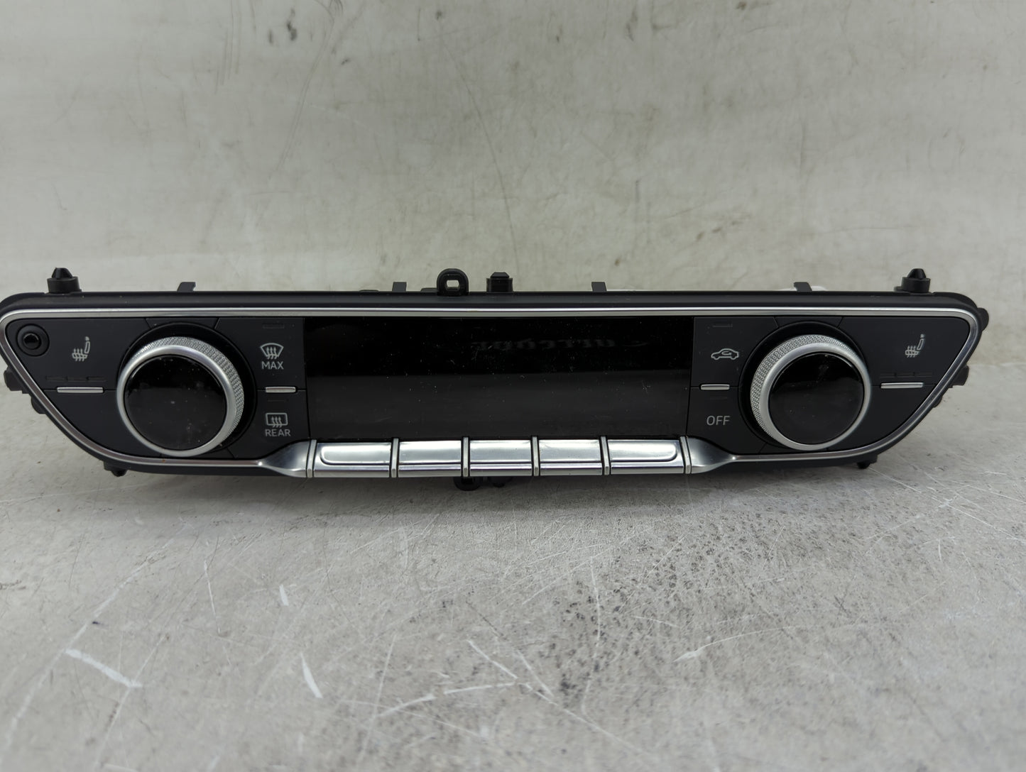 2017-2019 Audi A4 Climate Control Module Temperature AC/Heater Replacement P/N:8W0820043T 8W0.820.043.T Fits OEM Used Auto P