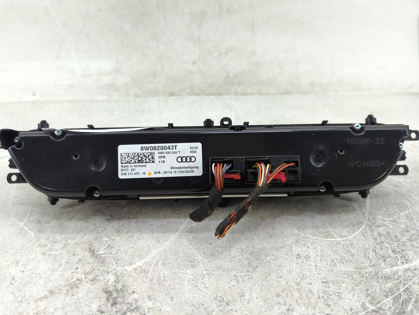 2017-2019 Audi A4 Climate Control Module Temperature AC/Heater Replacement P/N:8W0820043T 8W0.820.043.T Fits OEM Used Auto P
