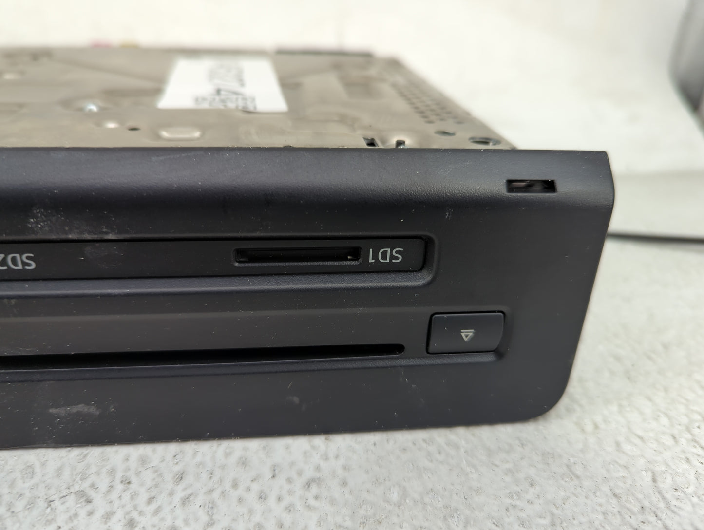 2018 Audi A4 Radio AM FM Cd Player Receiver Replacement P/N:8W0035652G 8W0035652A, 28605901, XPYELLAW133 Fits Fits 2019 2020